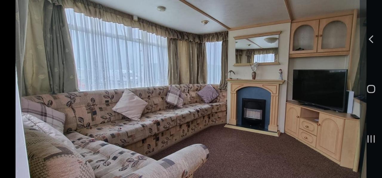 Апартаменты The Ole Faithful Caravan Jaywick Sands Экстерьер фото